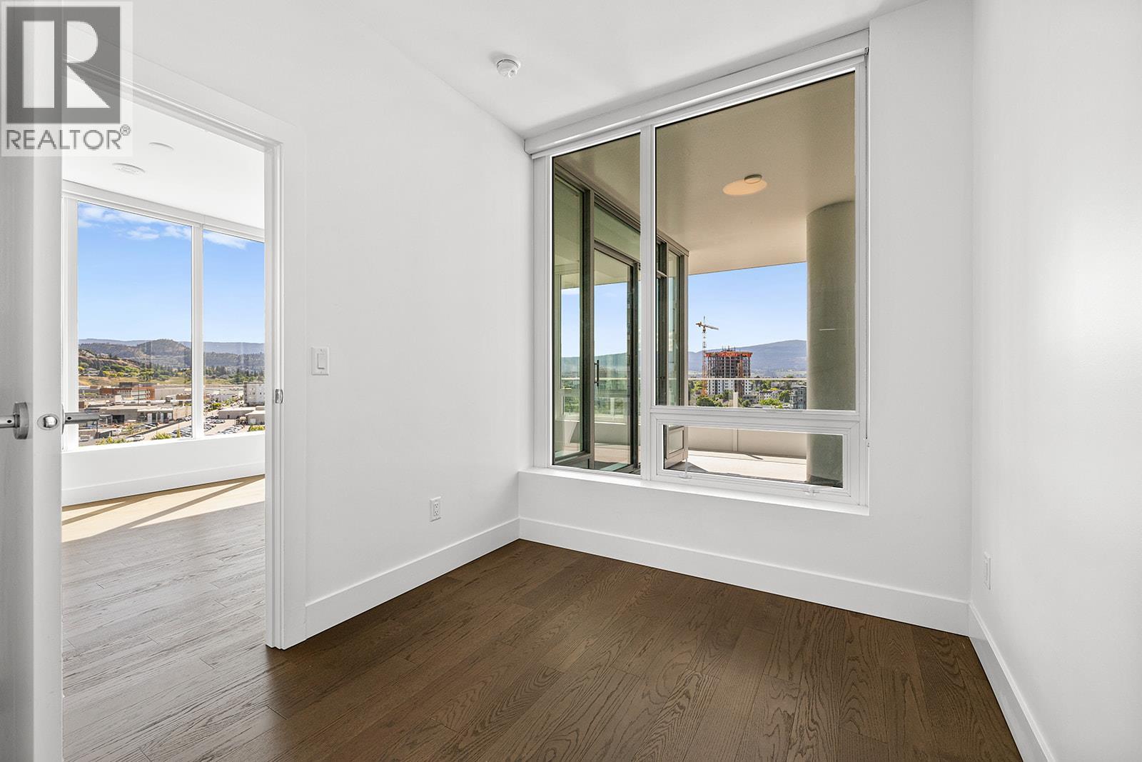 802 1191 Sunset Drive, Kelowna