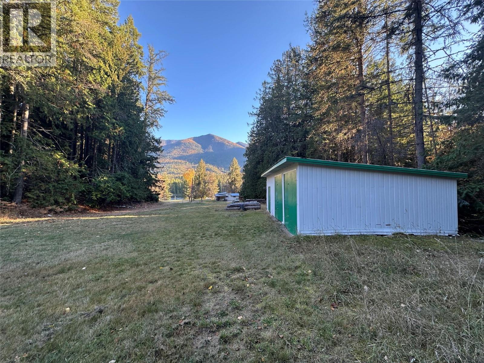 7096 Highway 3A Highway, Nelson