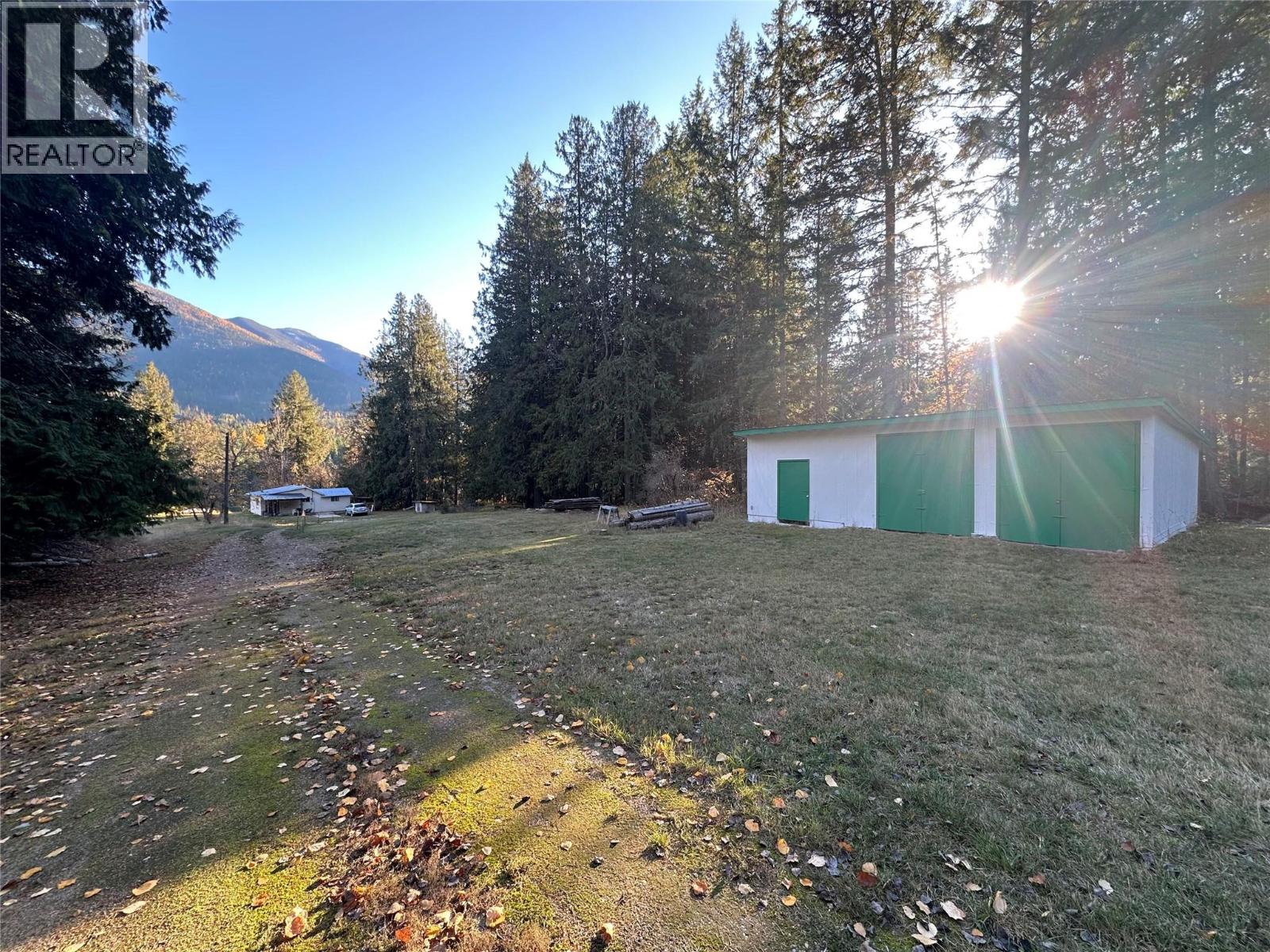 7096 Highway 3A Highway, Nelson