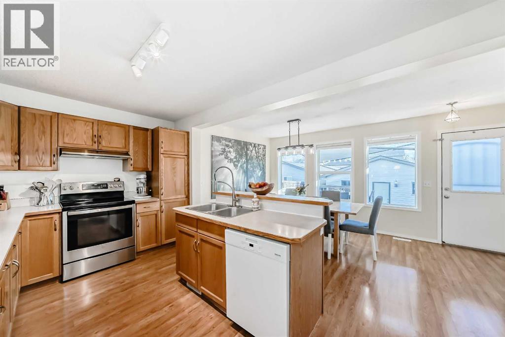 Single Family House for Sale in  Covehaven Road NE Coventry Hills Calgary 