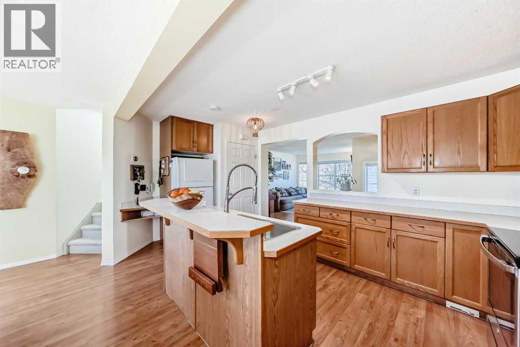 Single Family House for Sale in  Covehaven Road NE Coventry Hills Calgary 