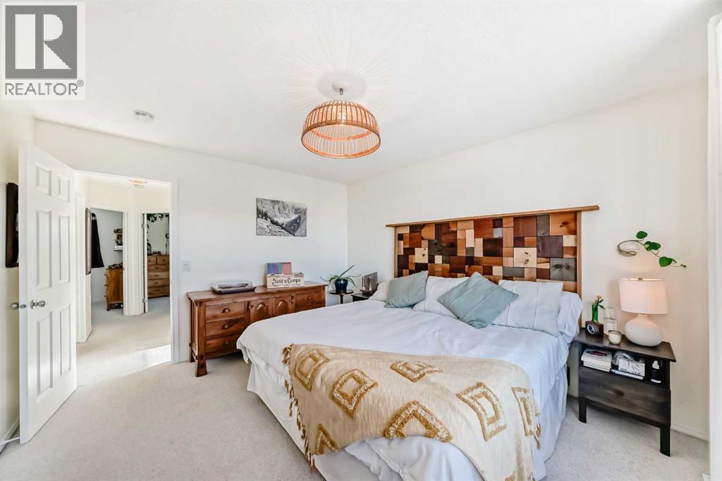 Single Family House for Sale in  Covehaven Road NE Coventry Hills Calgary 