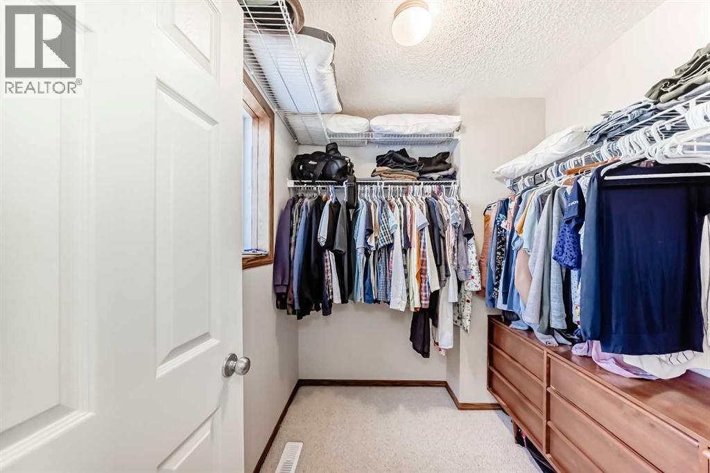 Single Family House for Sale in  Covehaven Road NE Coventry Hills Calgary 