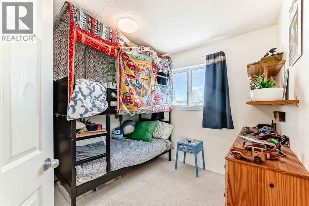 Single Family House for Sale in  Covehaven Road NE Coventry Hills Calgary 