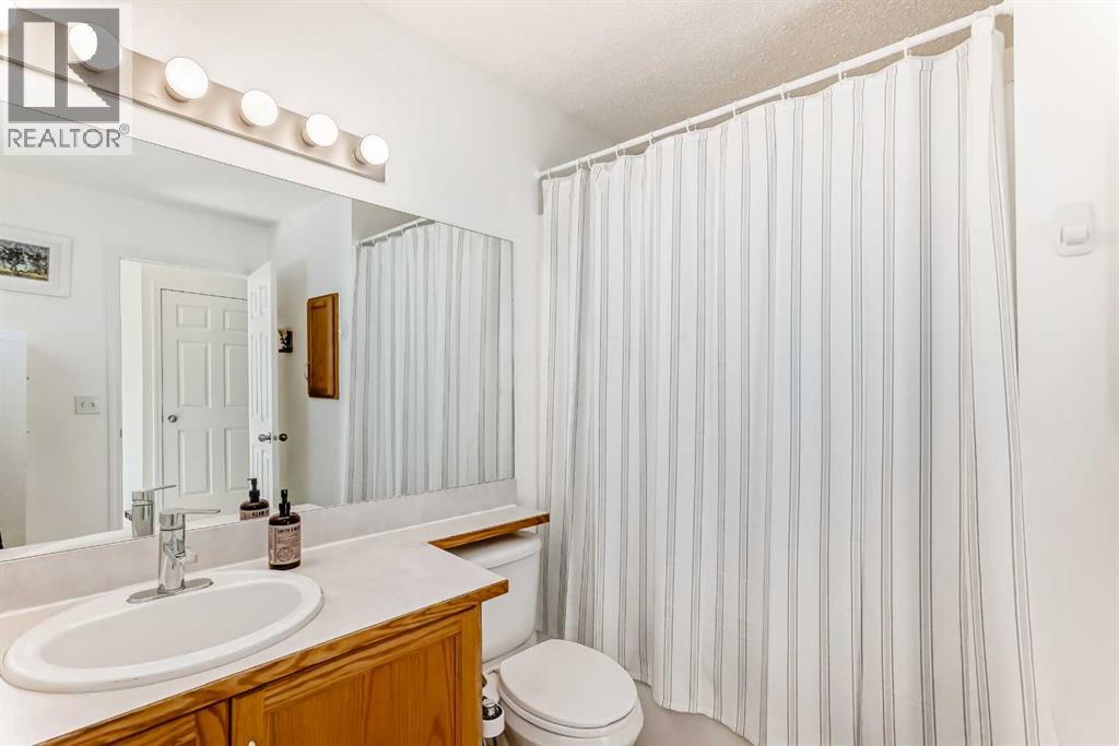 Single Family House for Sale in  Covehaven Road NE Coventry Hills Calgary 