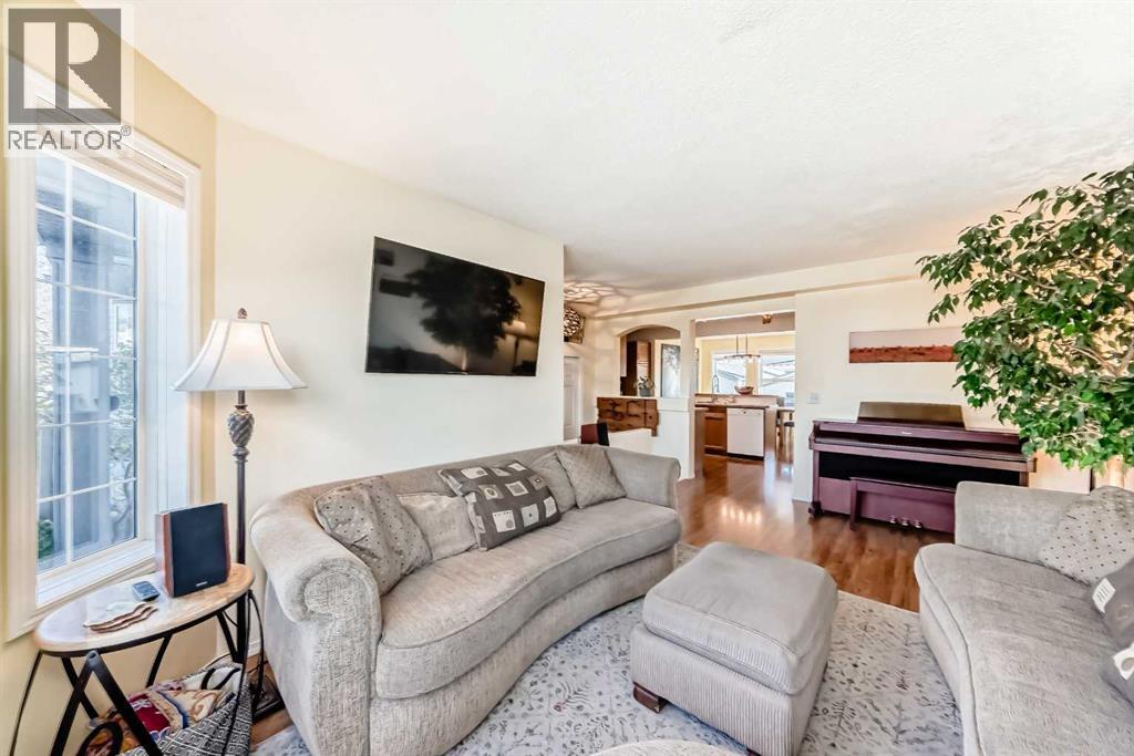 Single Family House for Sale in  Covehaven Road NE Coventry Hills Calgary 