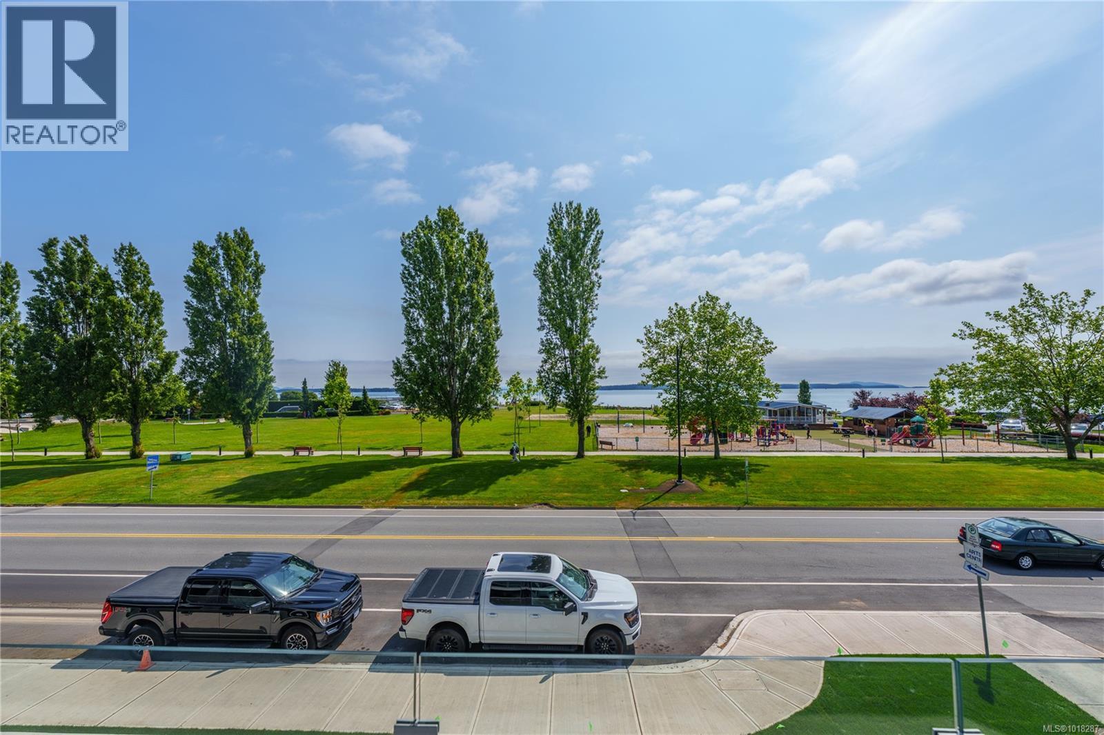 204 9570 Fifth Street, Sidney