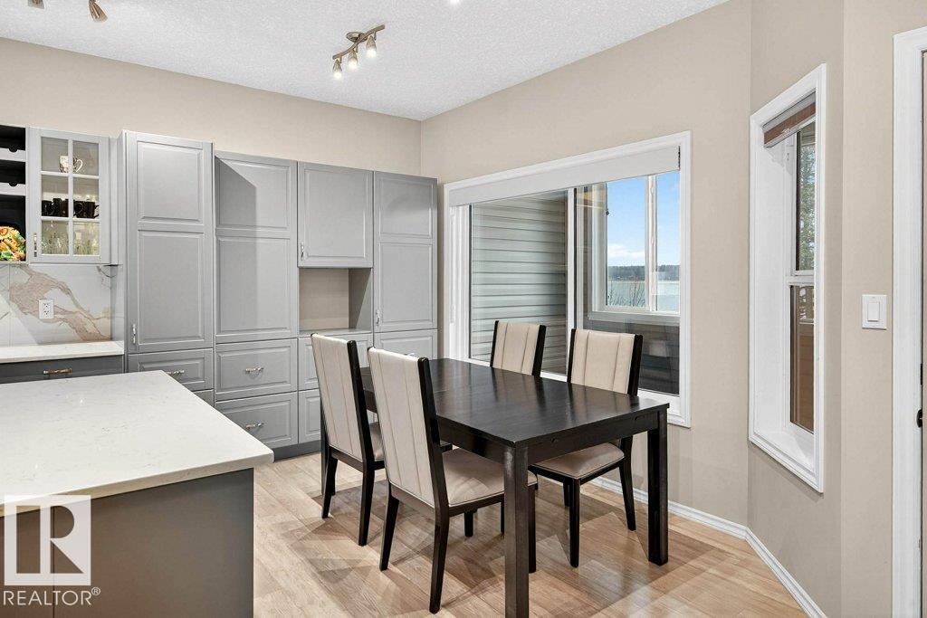 257 Lakeshore DR - 18