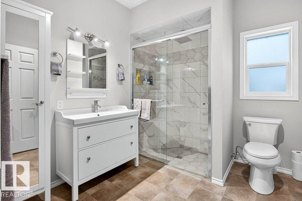 257 Lakeshore DR - 22