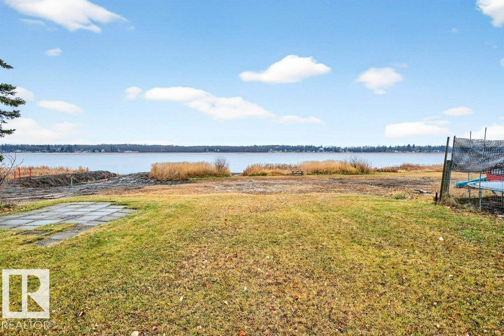 257 Lakeshore DR - 35