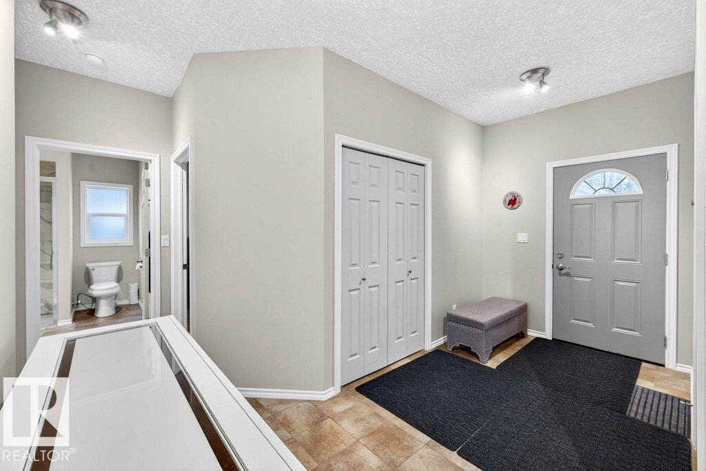 257 Lakeshore DR - 9
