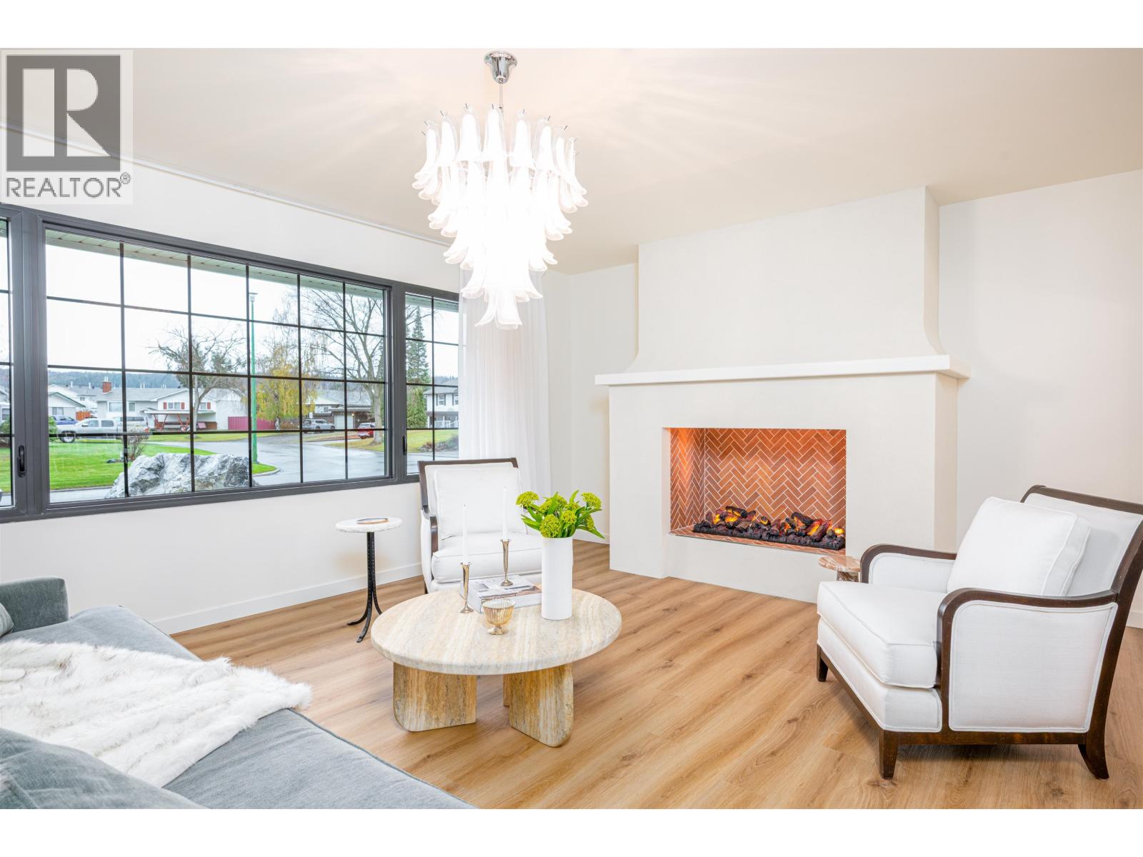 614 RADCLIFFE DRIVE - 16