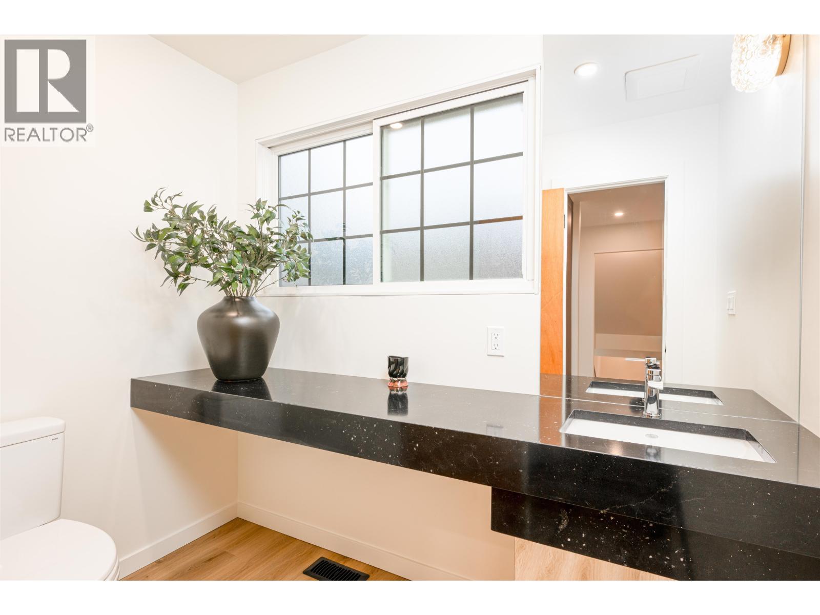 614 RADCLIFFE DRIVE - 27