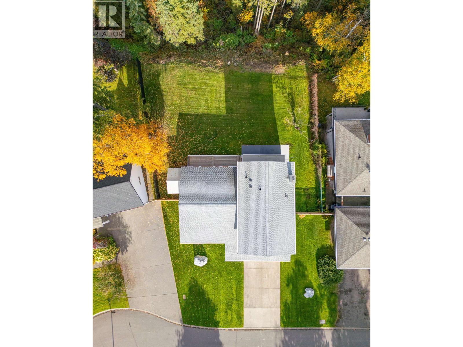 614 RADCLIFFE DRIVE - 40