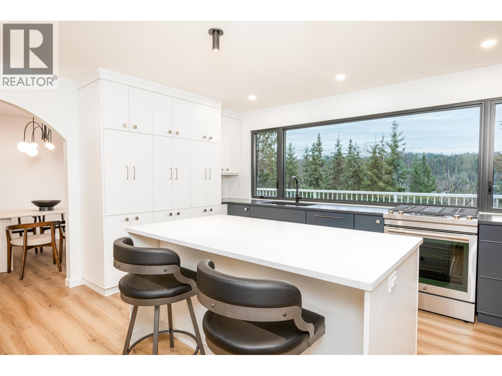 614 RADCLIFFE DRIVE - 7