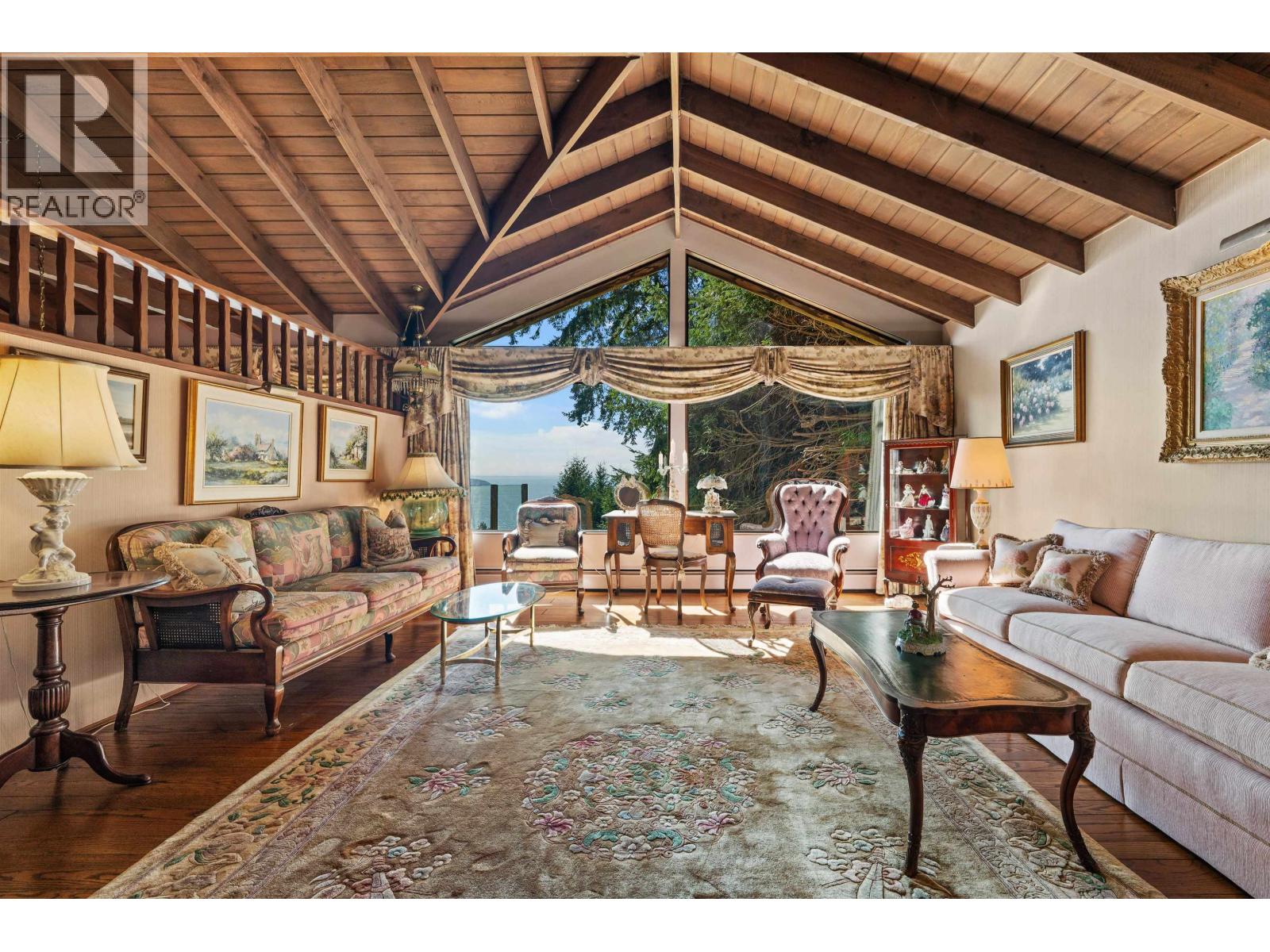 2235 CHAIRLIFT ROAD, West Vancouver