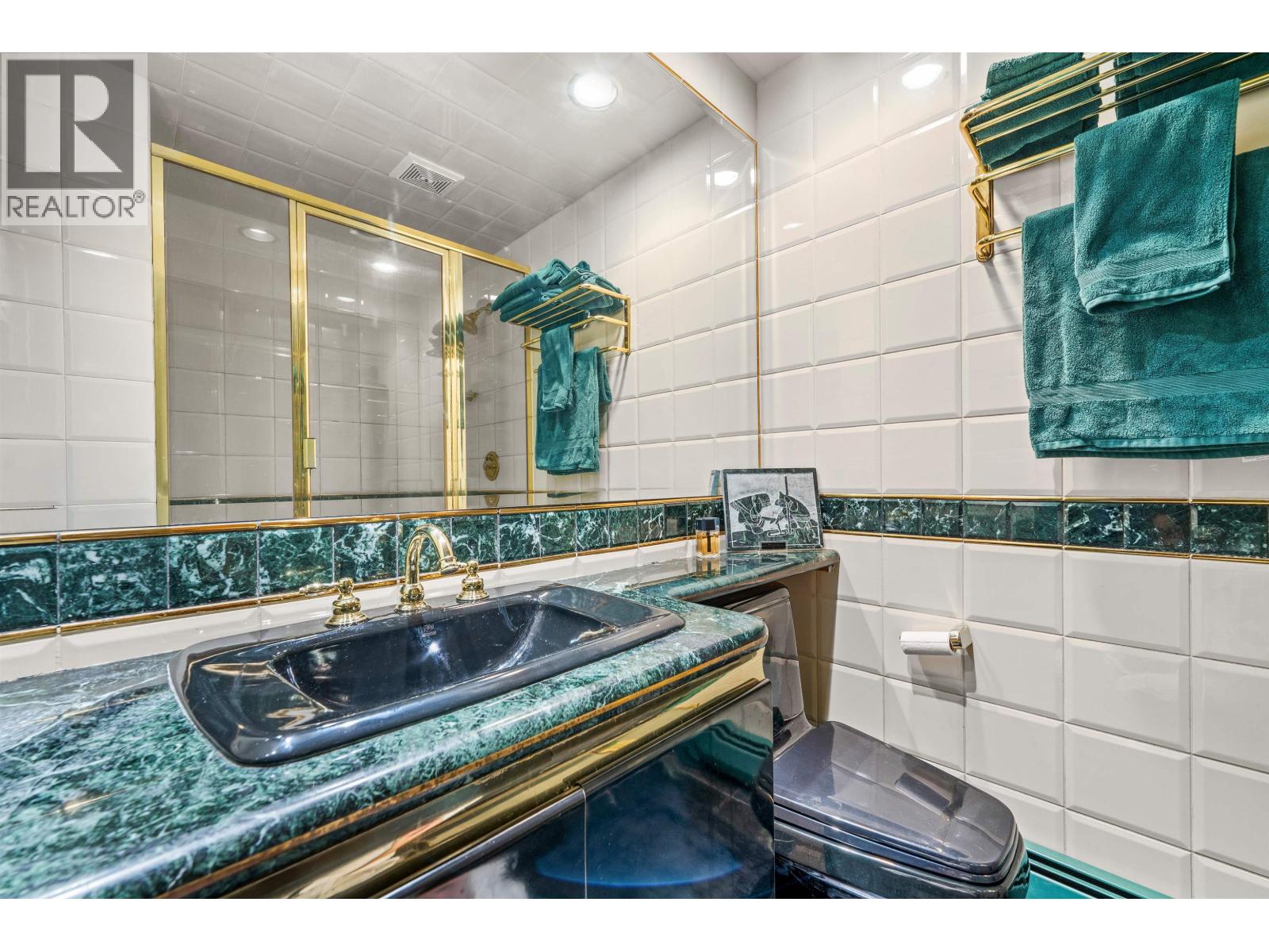 2235 CHAIRLIFT ROAD, West Vancouver