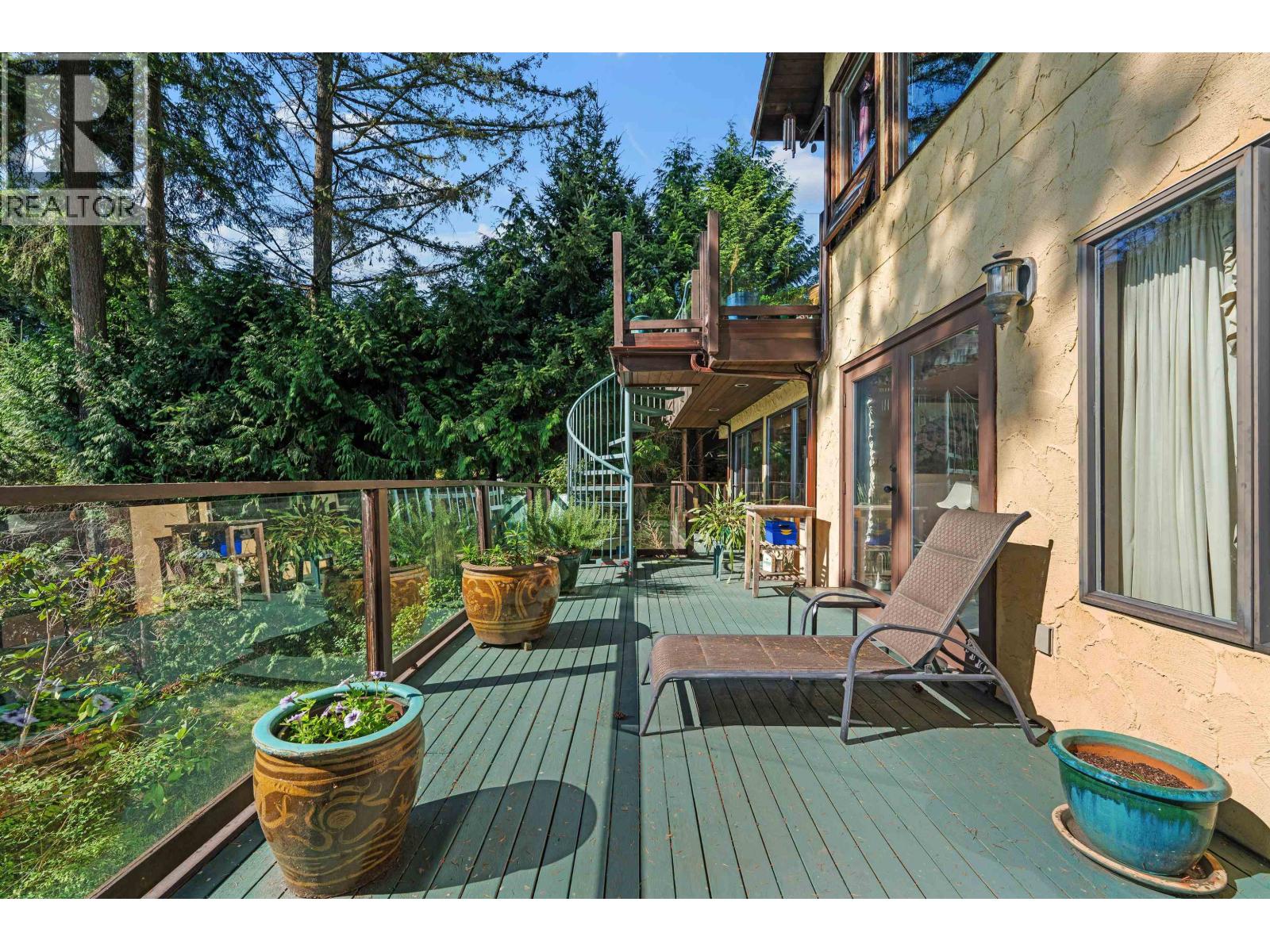 2235 CHAIRLIFT ROAD, West Vancouver