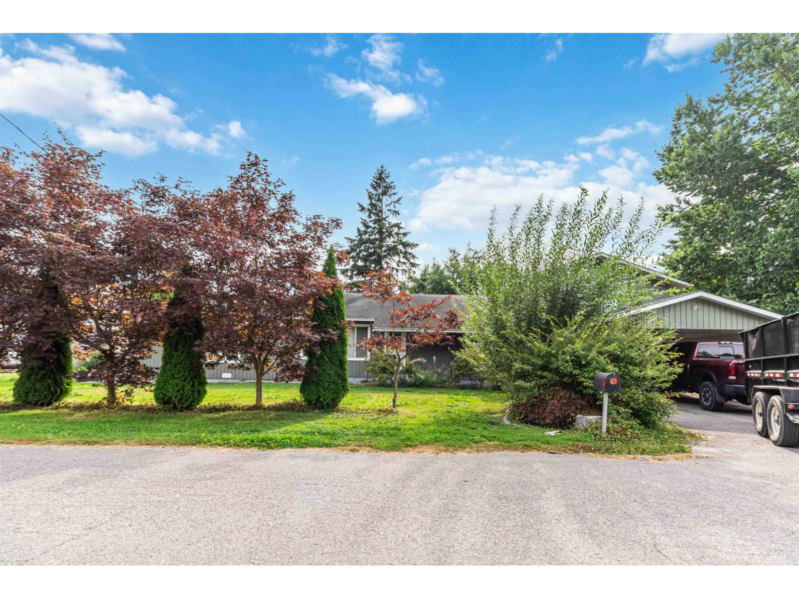 10079 & 10087 MOUNTAINVIEW ROAD, Mission