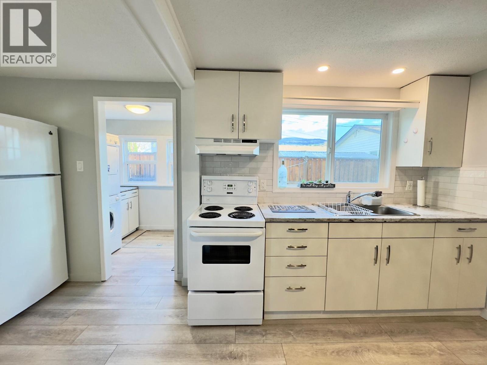 709 MUNICIPAL Avenue - 4