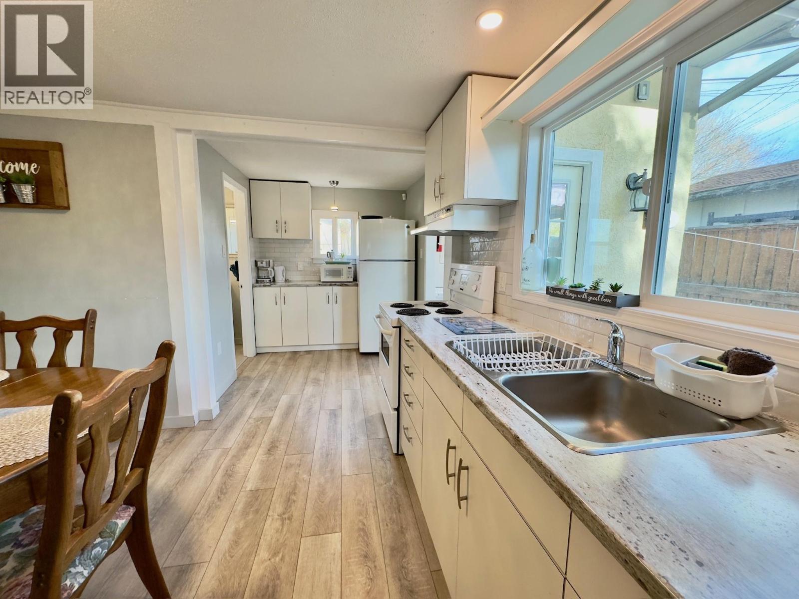 709 MUNICIPAL Avenue - 3