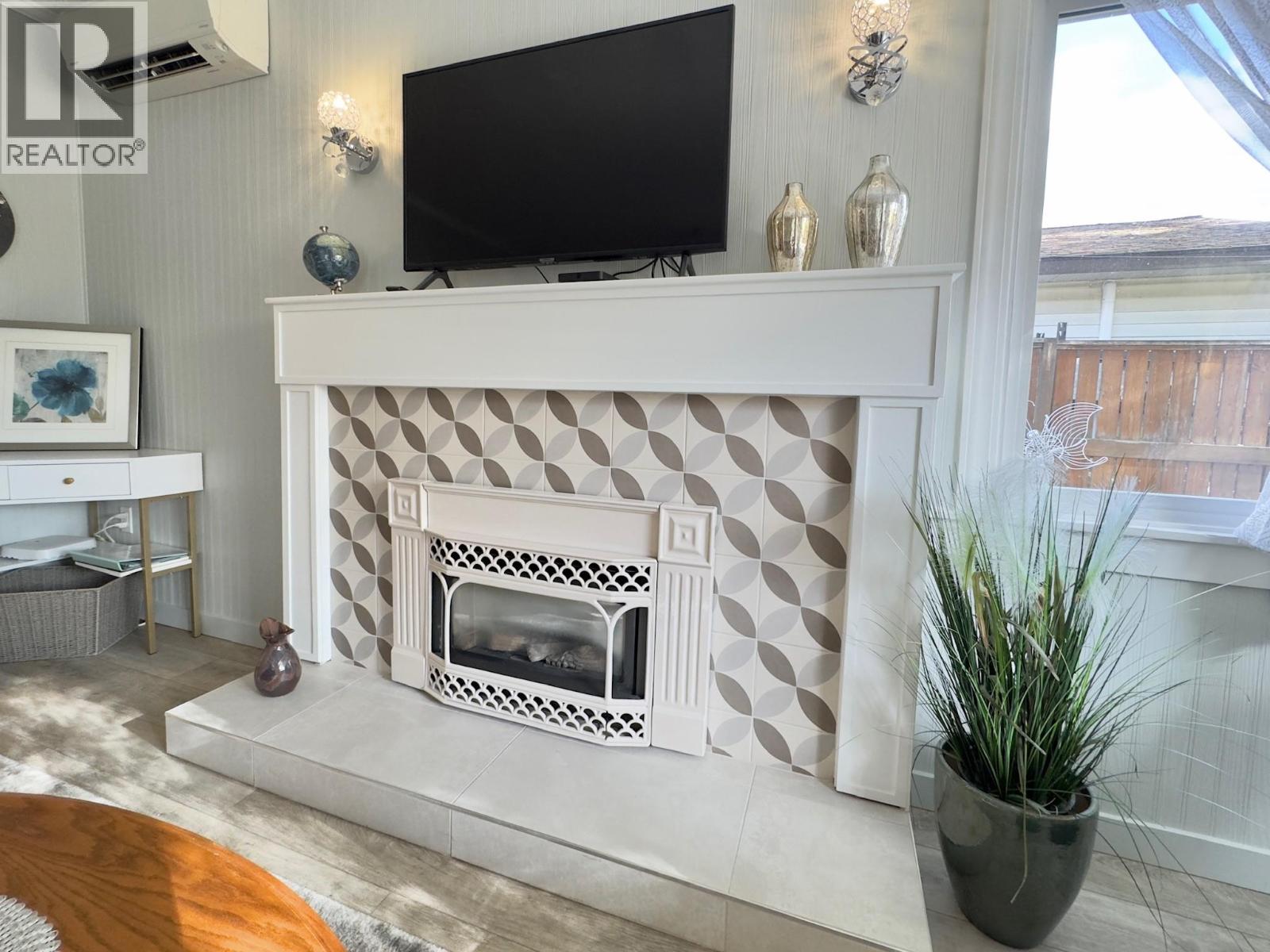 709 MUNICIPAL Avenue - 19