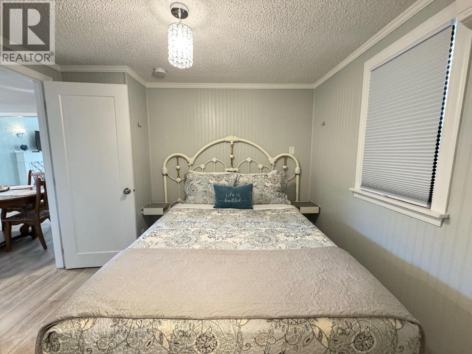 709 MUNICIPAL Avenue - 24