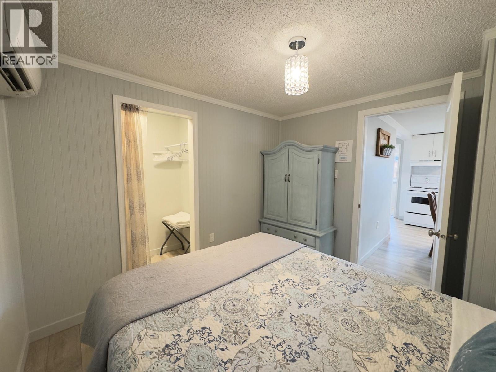 709 MUNICIPAL Avenue - 23