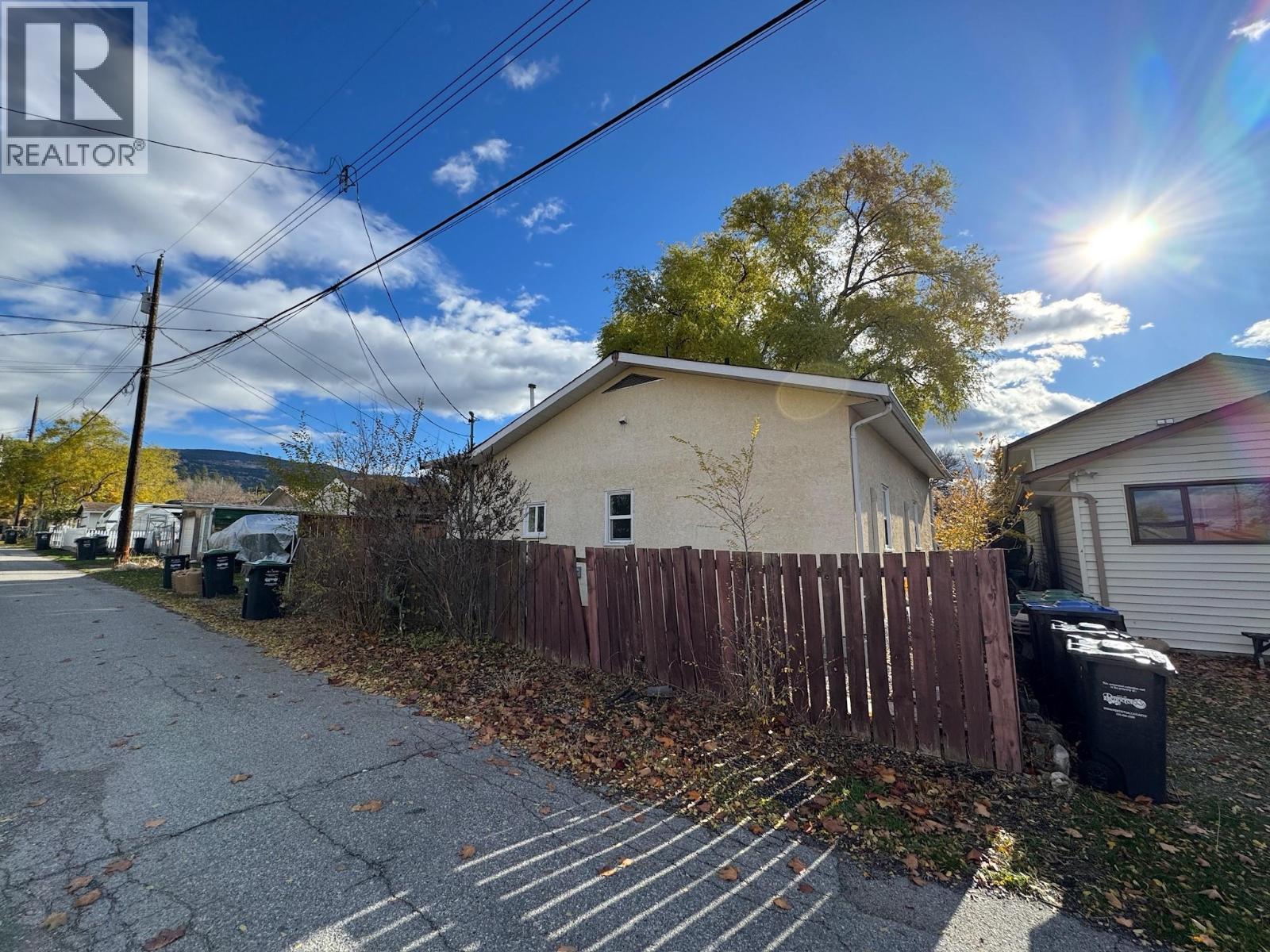 709 MUNICIPAL Avenue - 39