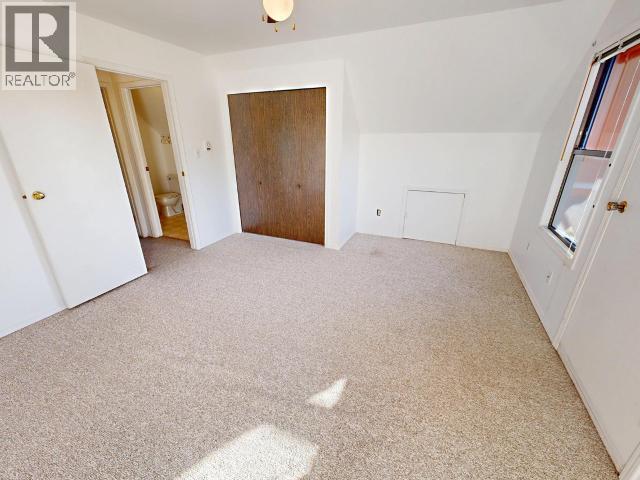 10198 HIGHWAY 101, Powell River