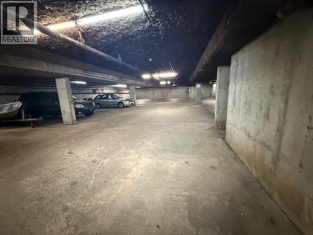 205 1948 COQUITLAM AVENUE, Port Coquitlam