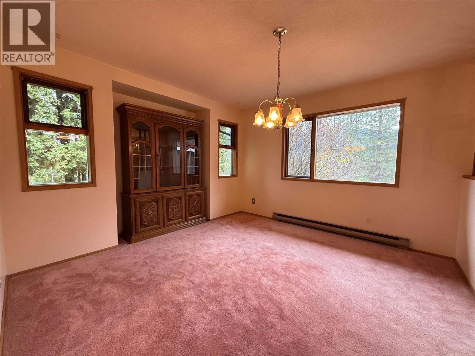 3170 Hall Frontage Road, Grand Forks