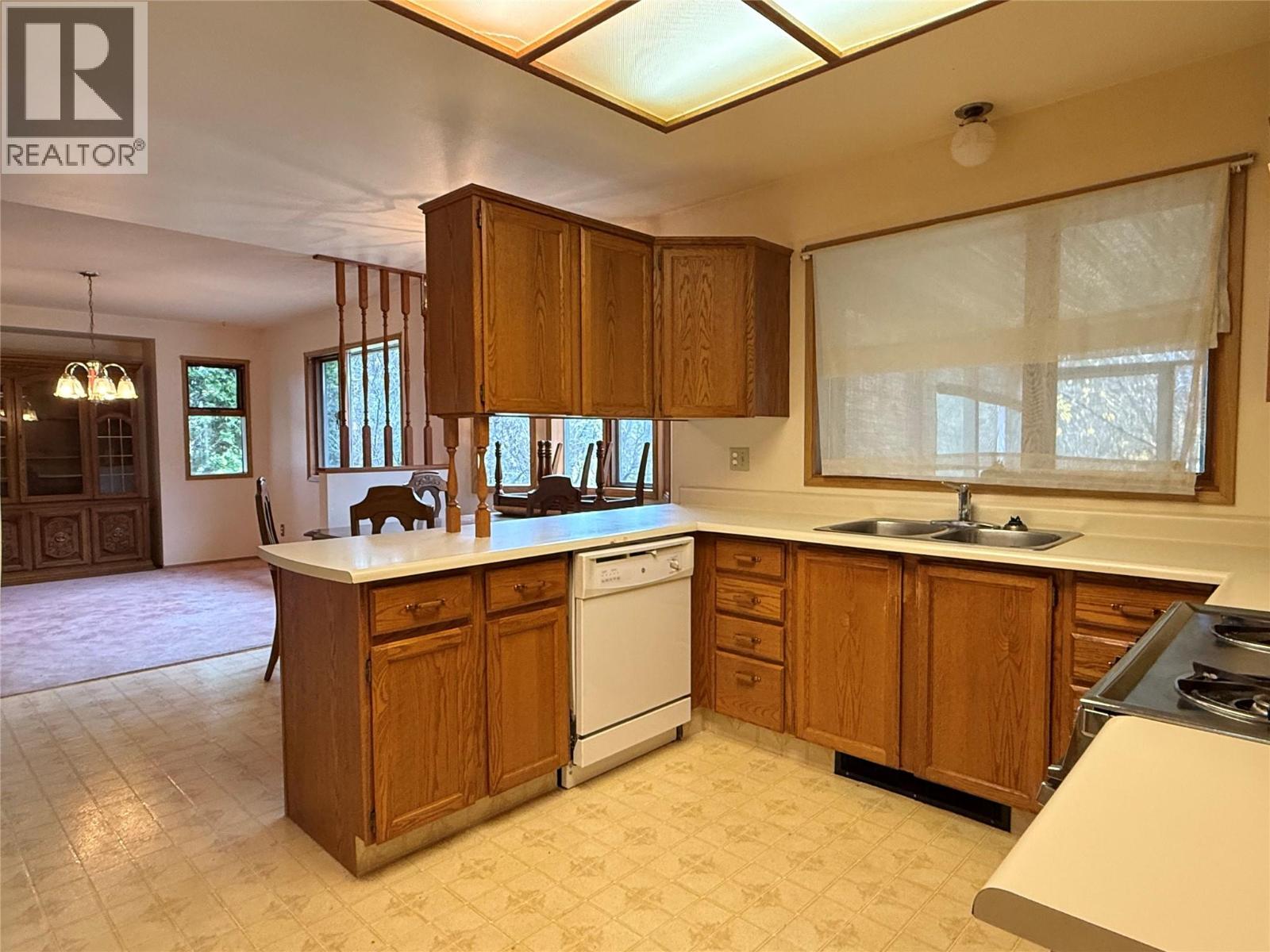 3170 Hall Frontage Road, Grand Forks