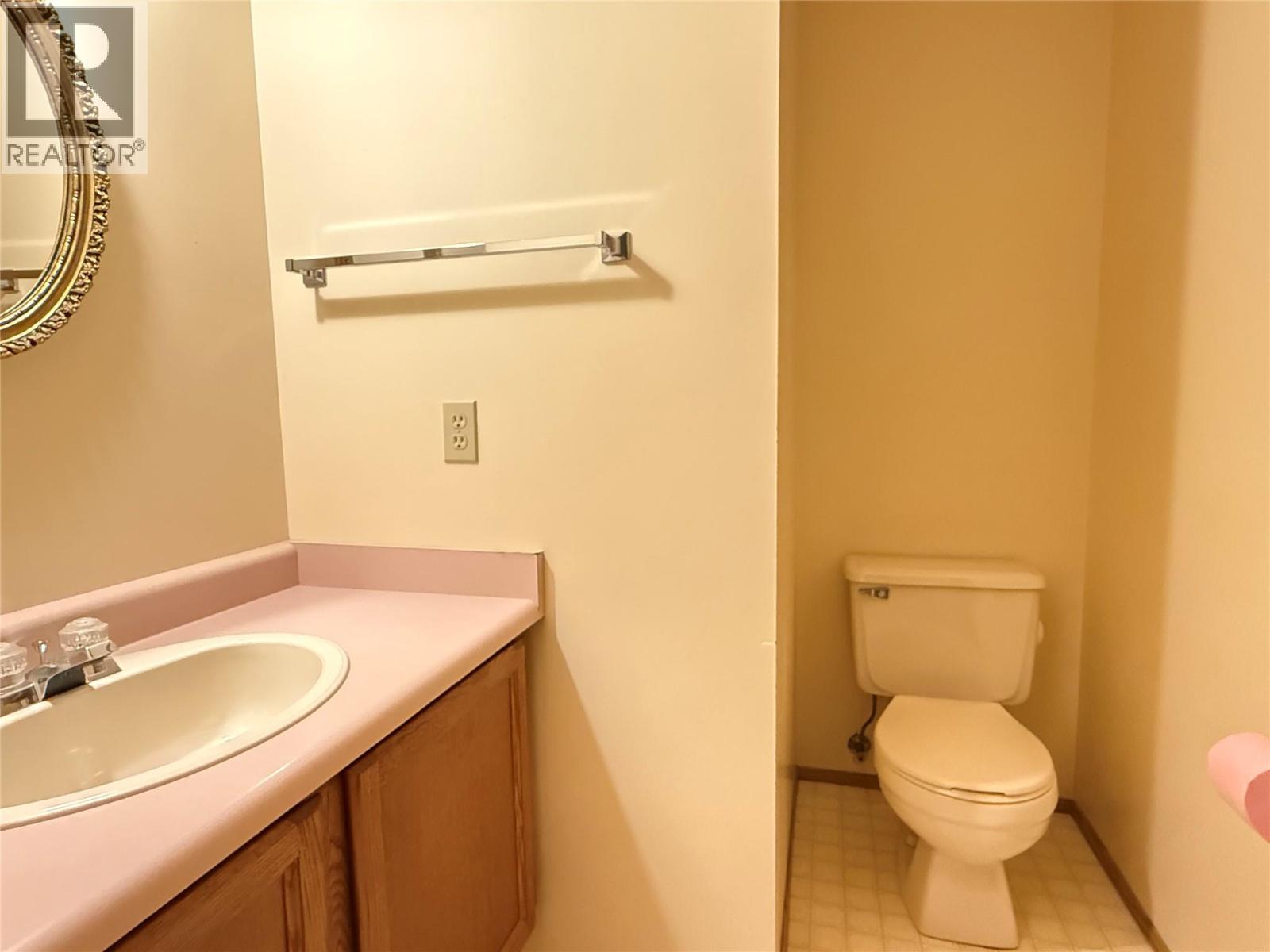 3170 Hall Frontage Road, Grand Forks