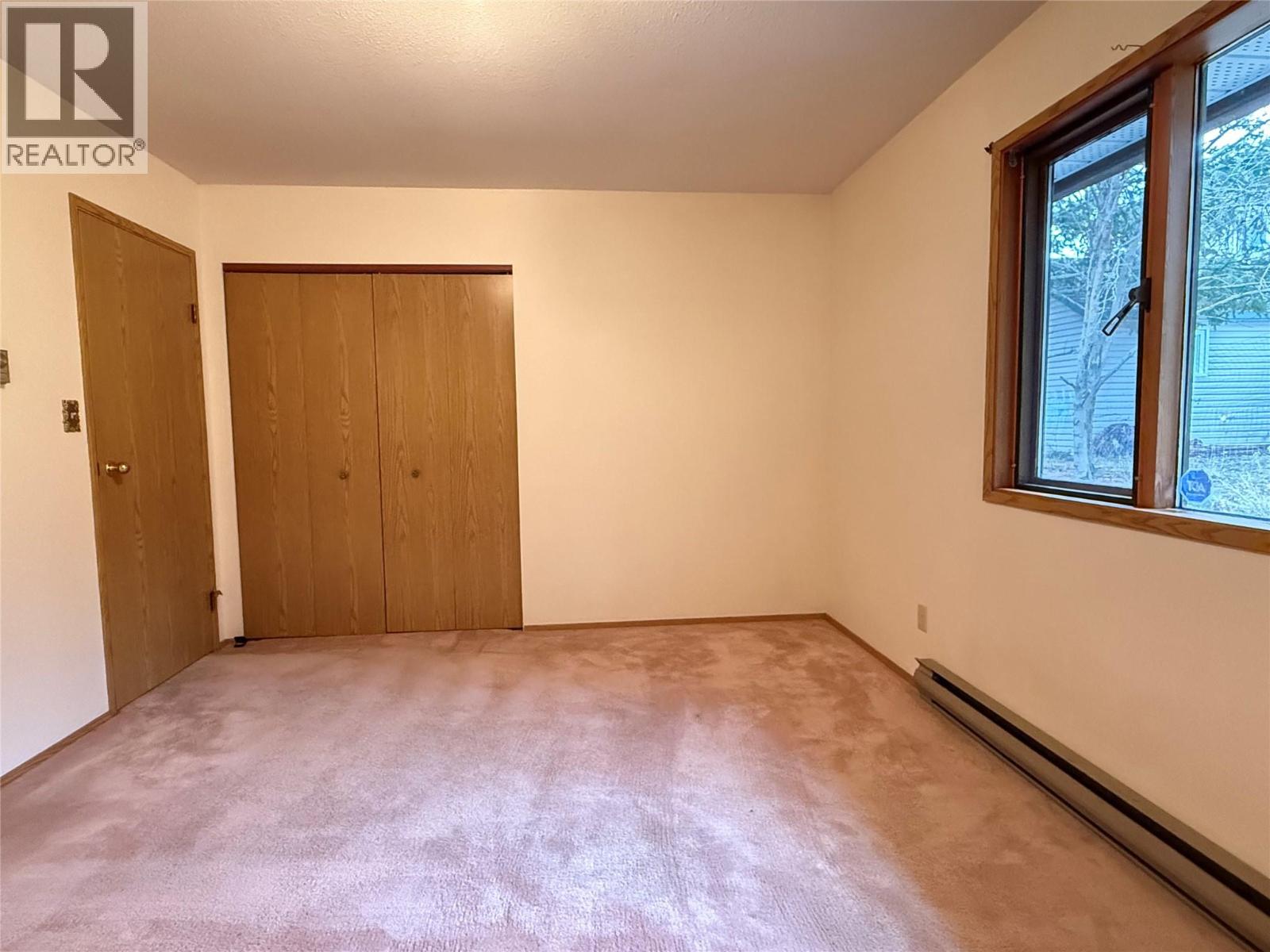 3170 Hall Frontage Road, Grand Forks