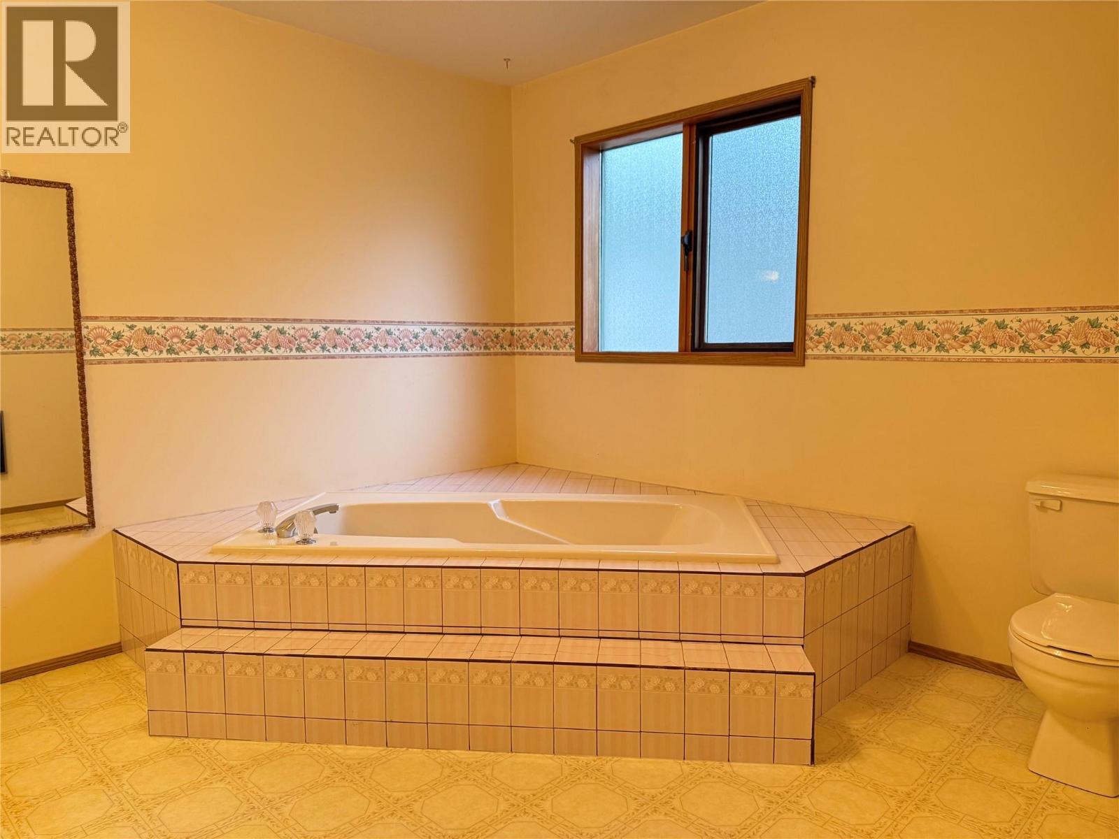 3170 Hall Frontage Road, Grand Forks