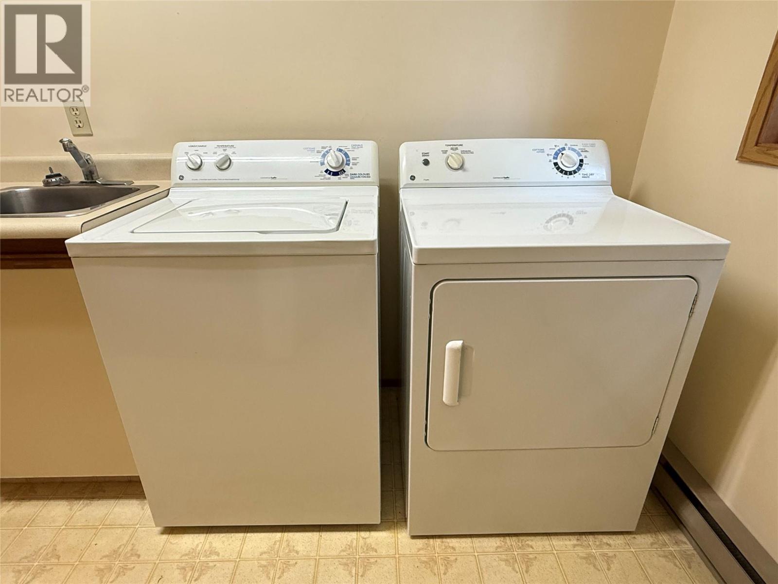 3170 Hall Frontage Road, Grand Forks