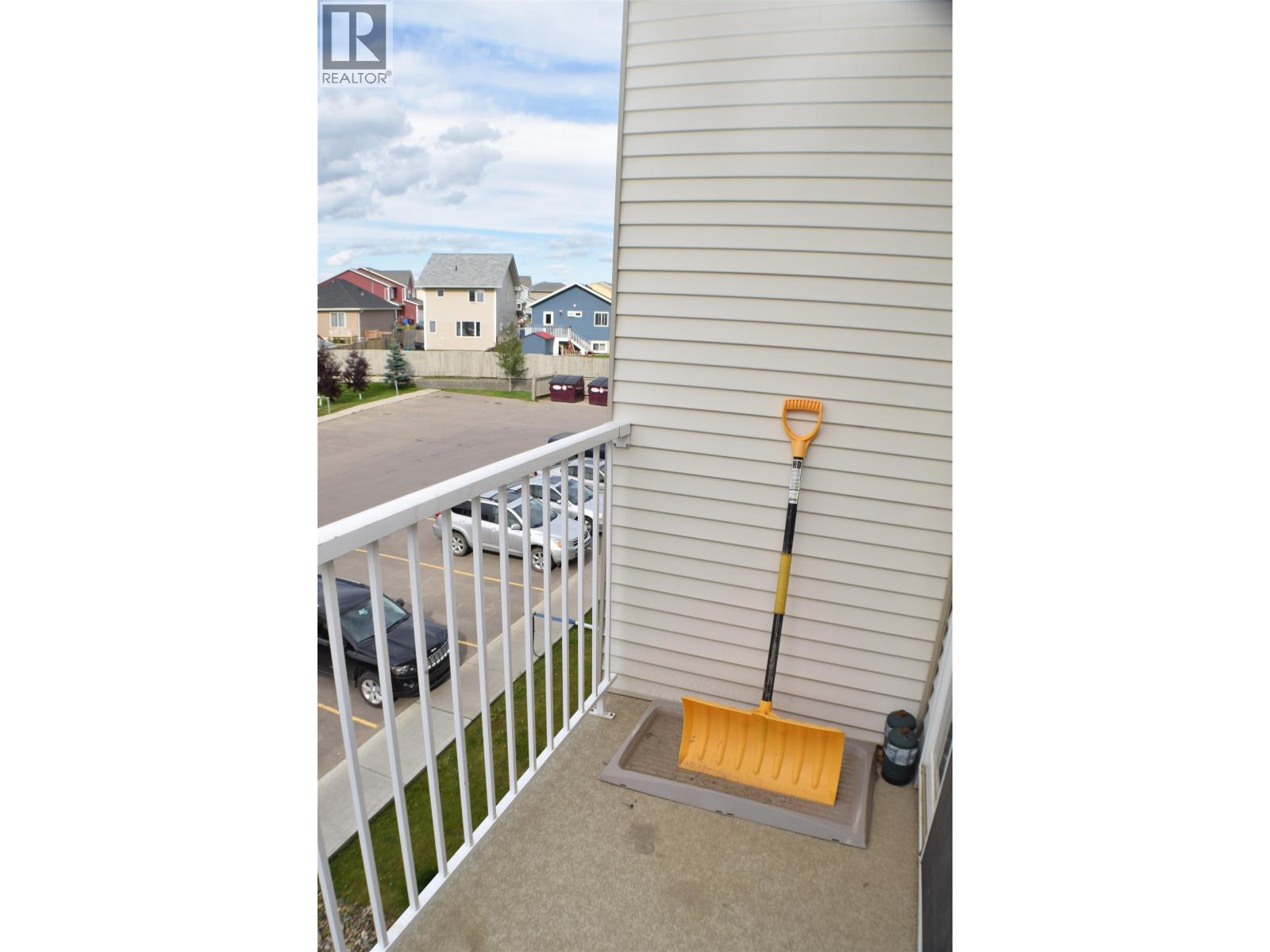 #305 8507 86 STREET - 12