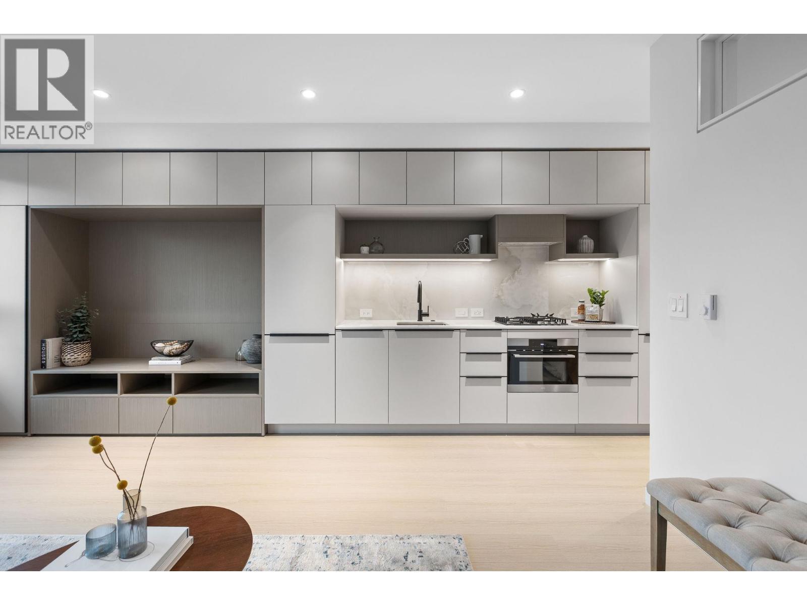 210 2015 ST. JOHNS STREET, Port Moody