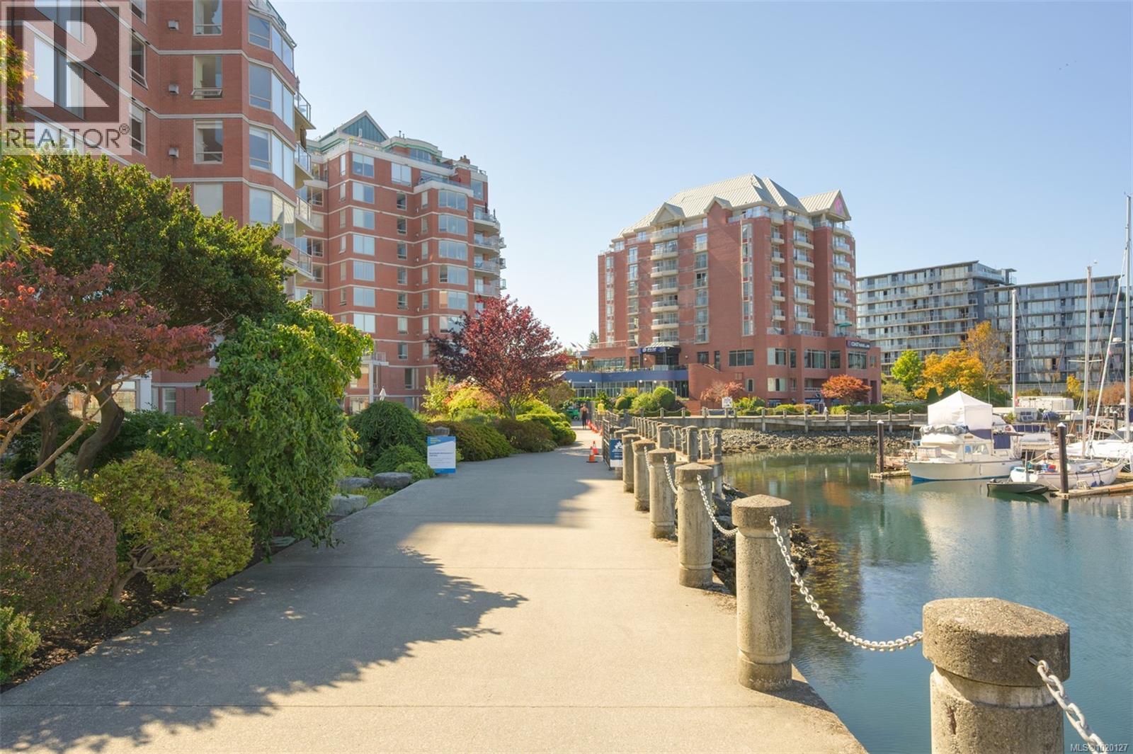 201 640 Montreal Street, Victoria