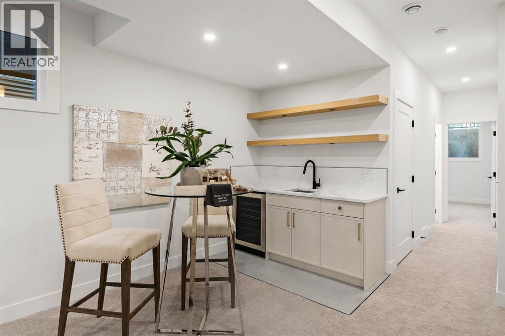 Single Family House for Sale in   Avenue SW Altadore Calgary 