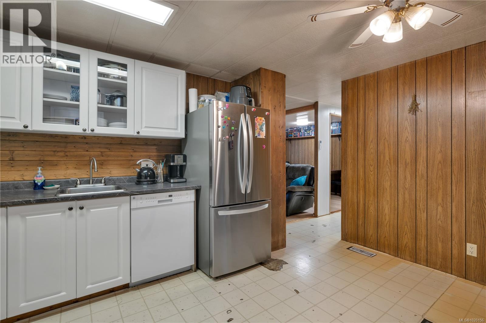 1760 McDonald Rd, Campbell River