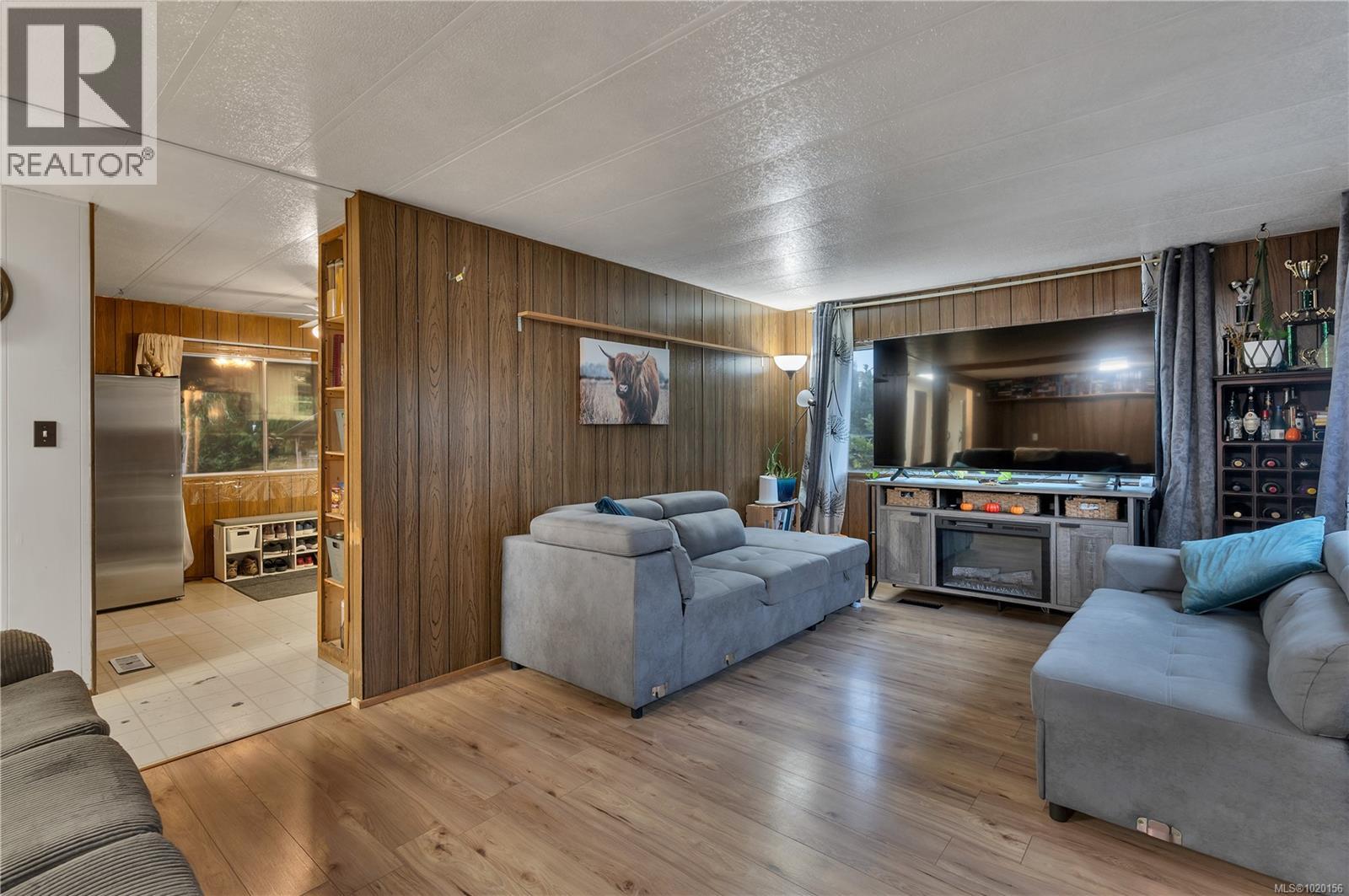 1760 McDonald Rd, Campbell River