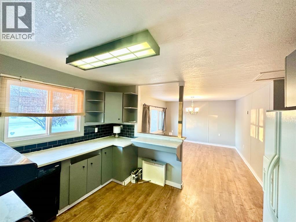 9111 100 St, Lac La Biche