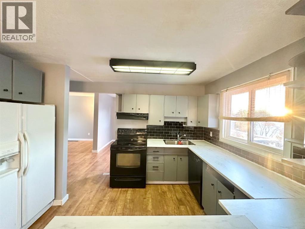 9111 100 St, Lac La Biche