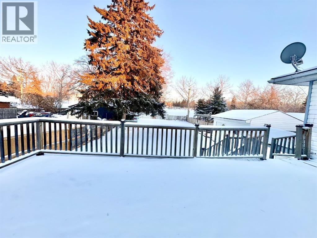 9111 100 St, Lac La Biche