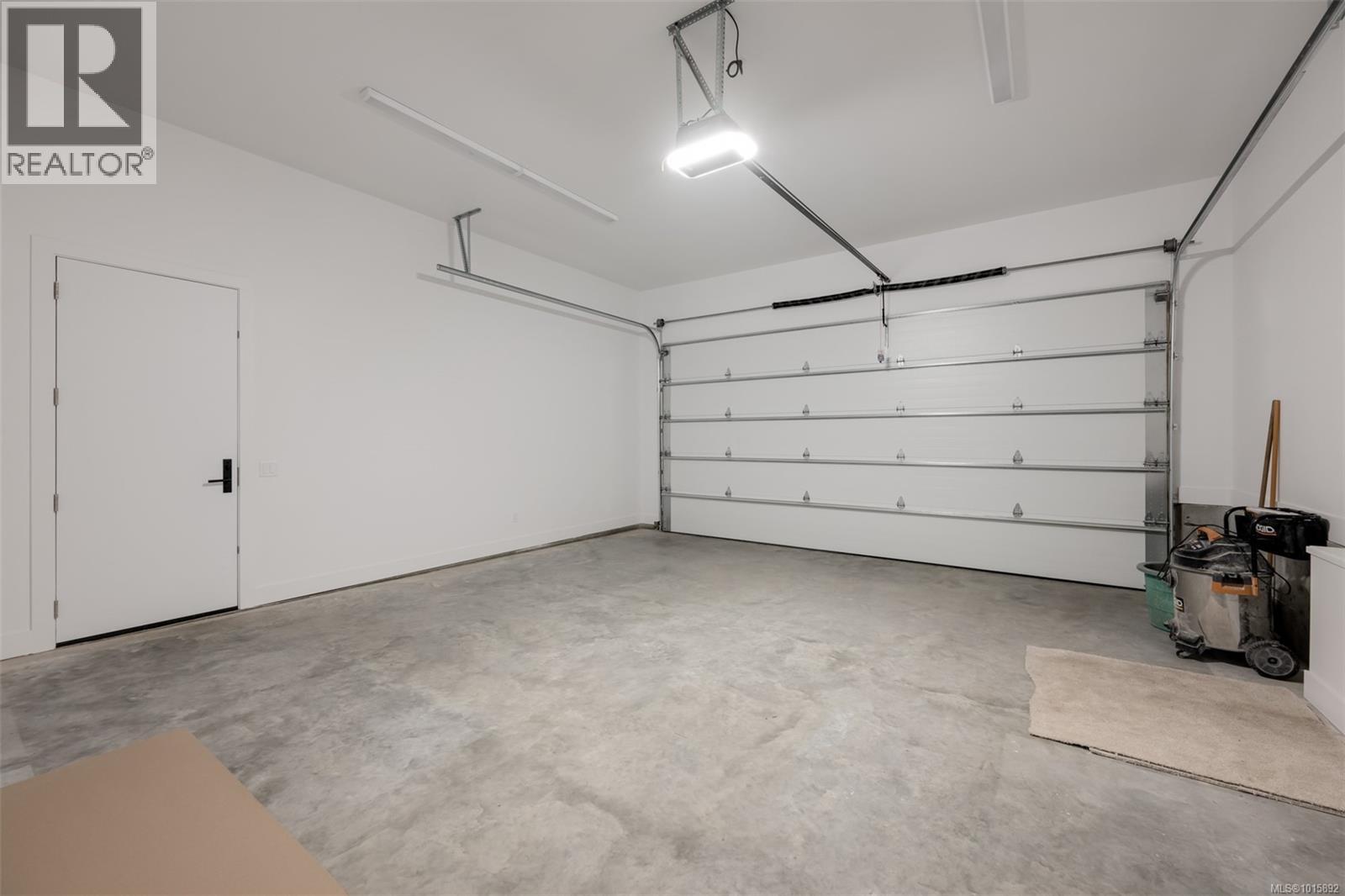  1542 Despard Avenue, Victoria