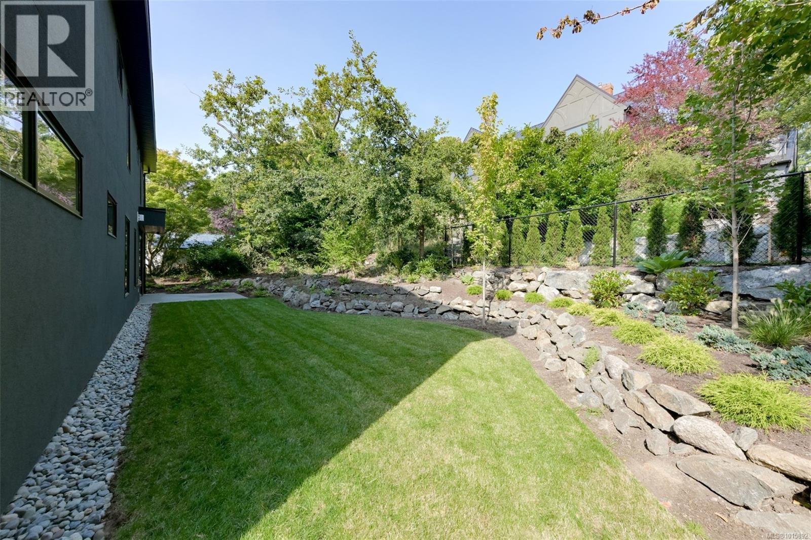  1542 Despard Avenue, Victoria