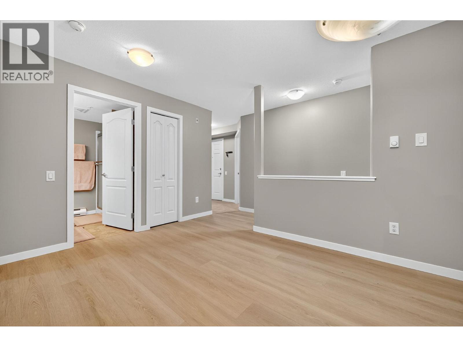 306 686 Lequime Road, Kelowna