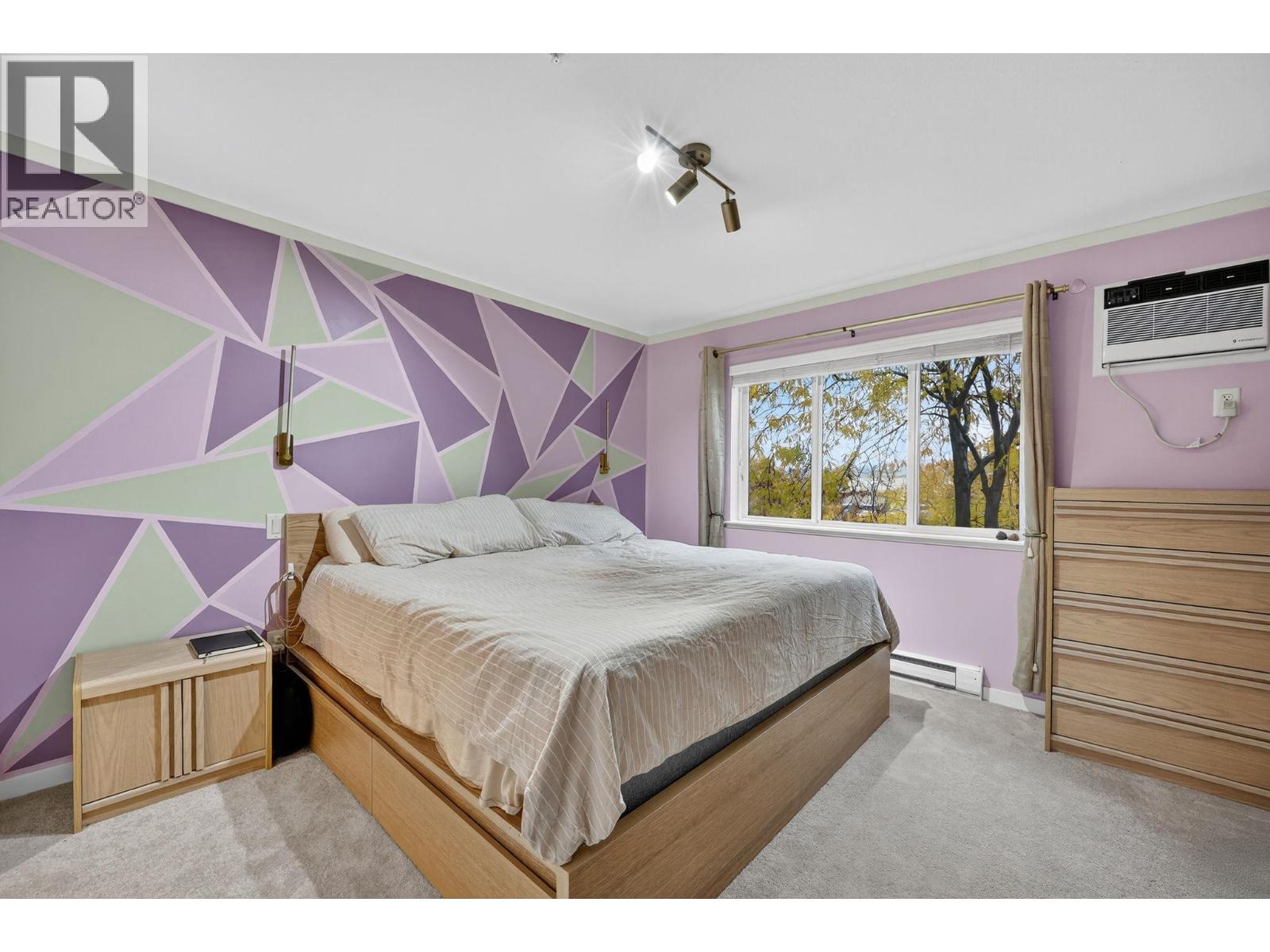 306 686 Lequime Road, Kelowna